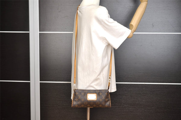 Authentic Louis Vuitton Monogram Sophie Hand Pouch Chain M40158 LV 9948I