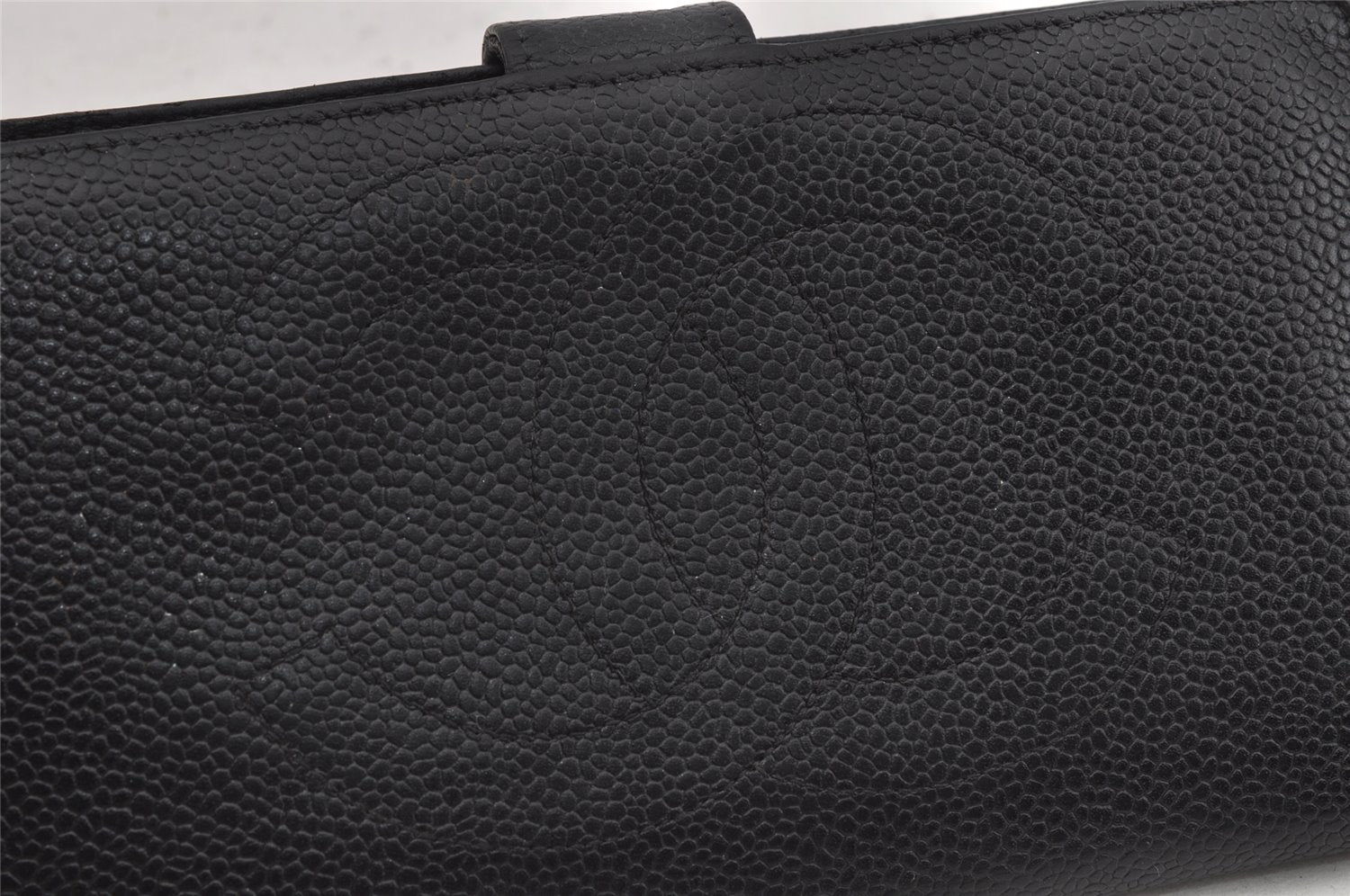 Authentic CHANEL Caviar Skin CC Logo Bifold Wallet Purse Black 9951I