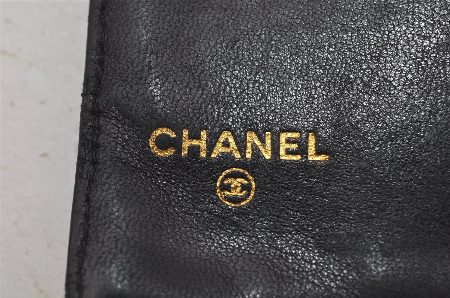 Authentic CHANEL Caviar Skin CC Logo Bifold Wallet Purse Black 9951I