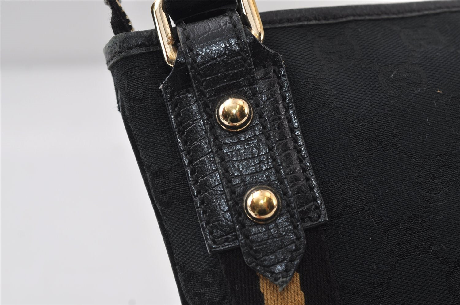 Authentic GUCCI Sherry Line Shoulder Cross Bag GG Canvas Leather Black 9954I