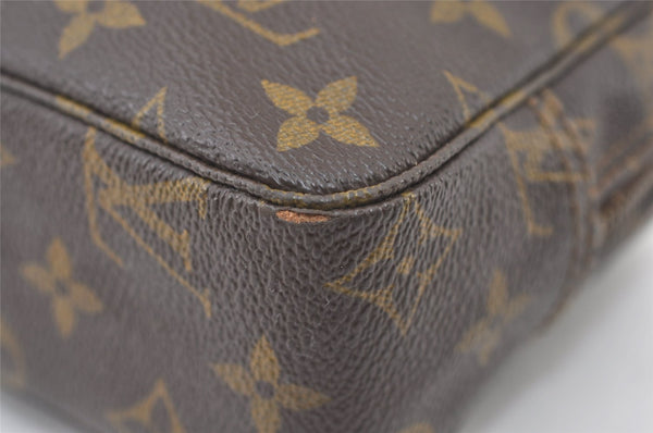 Auth Louis Vuitton Monogram Trousse Toilette 23 Clutch Hand Bag Old Model 9957J