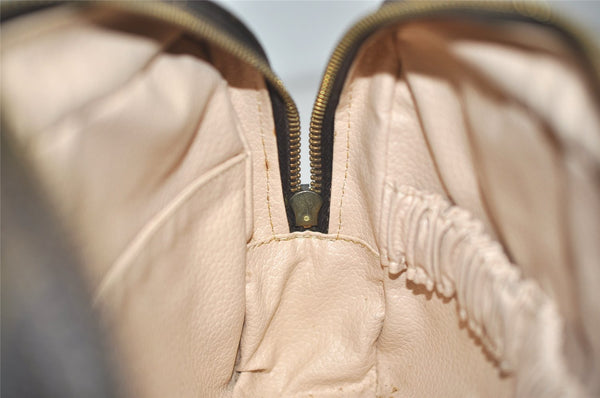 Auth Louis Vuitton Monogram Trousse Toilette 23 Clutch Hand Bag Old Model 9957J