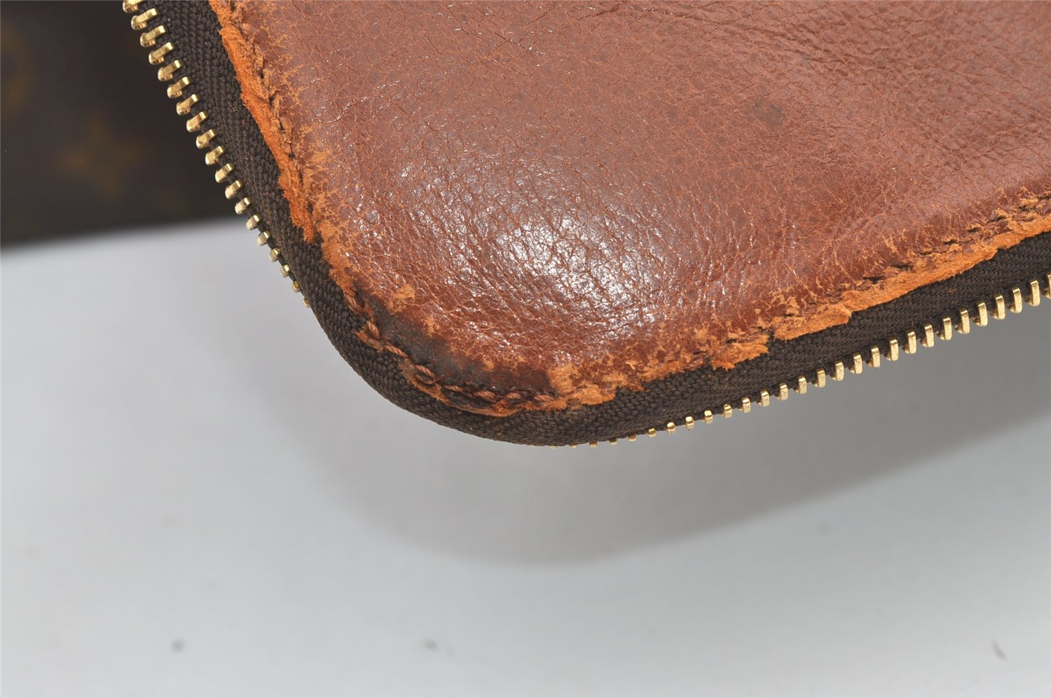 Authentic Louis Vuitton Monogram Poche Documents Document Case Old Model 9960J