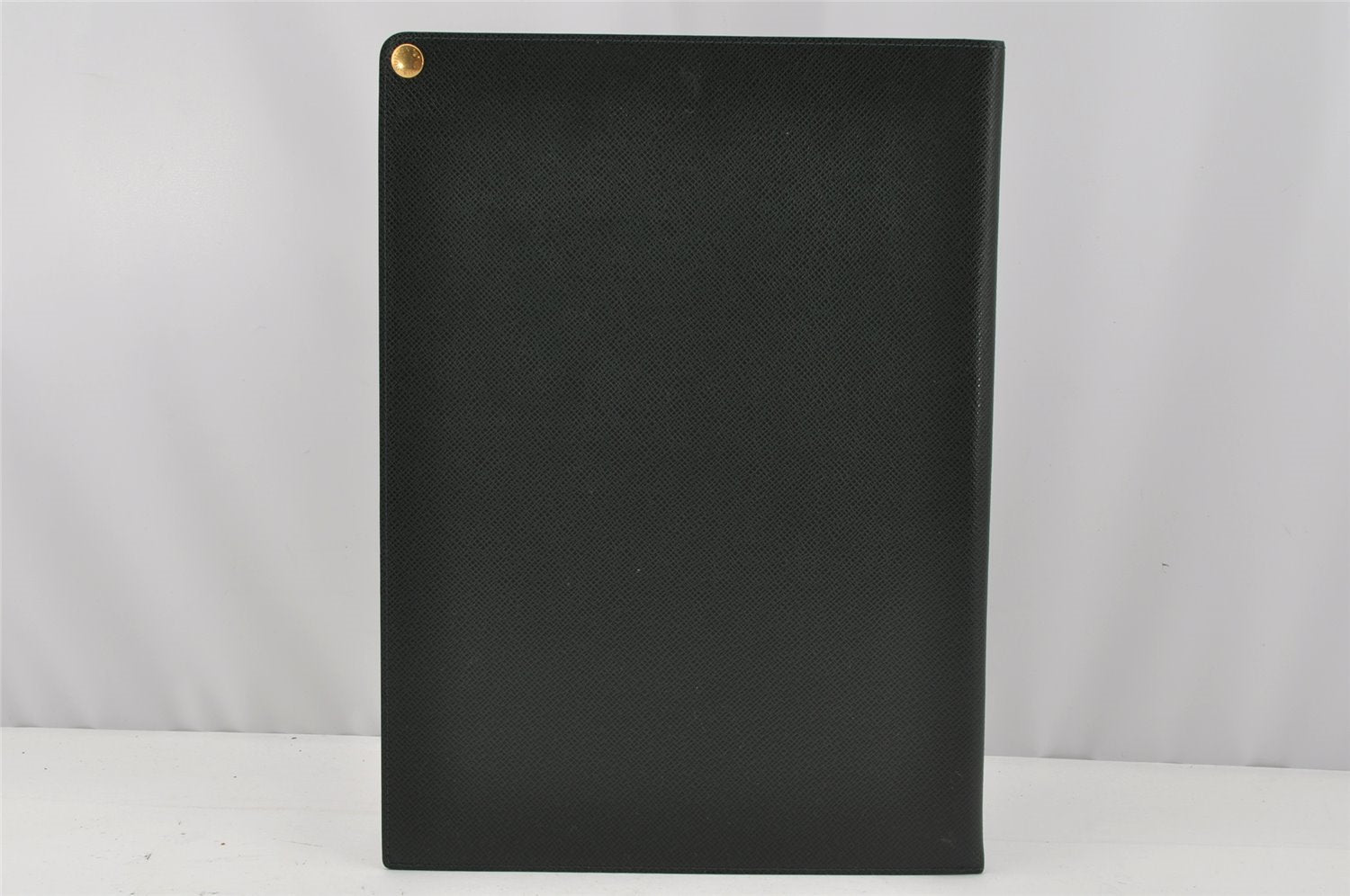 Auth Louis Vuitton Taiga Japan 15th Anniversary Documents Case Green LV 9963I