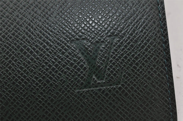 Auth Louis Vuitton Taiga Japan 15th Anniversary Documents Case Green LV 9963I