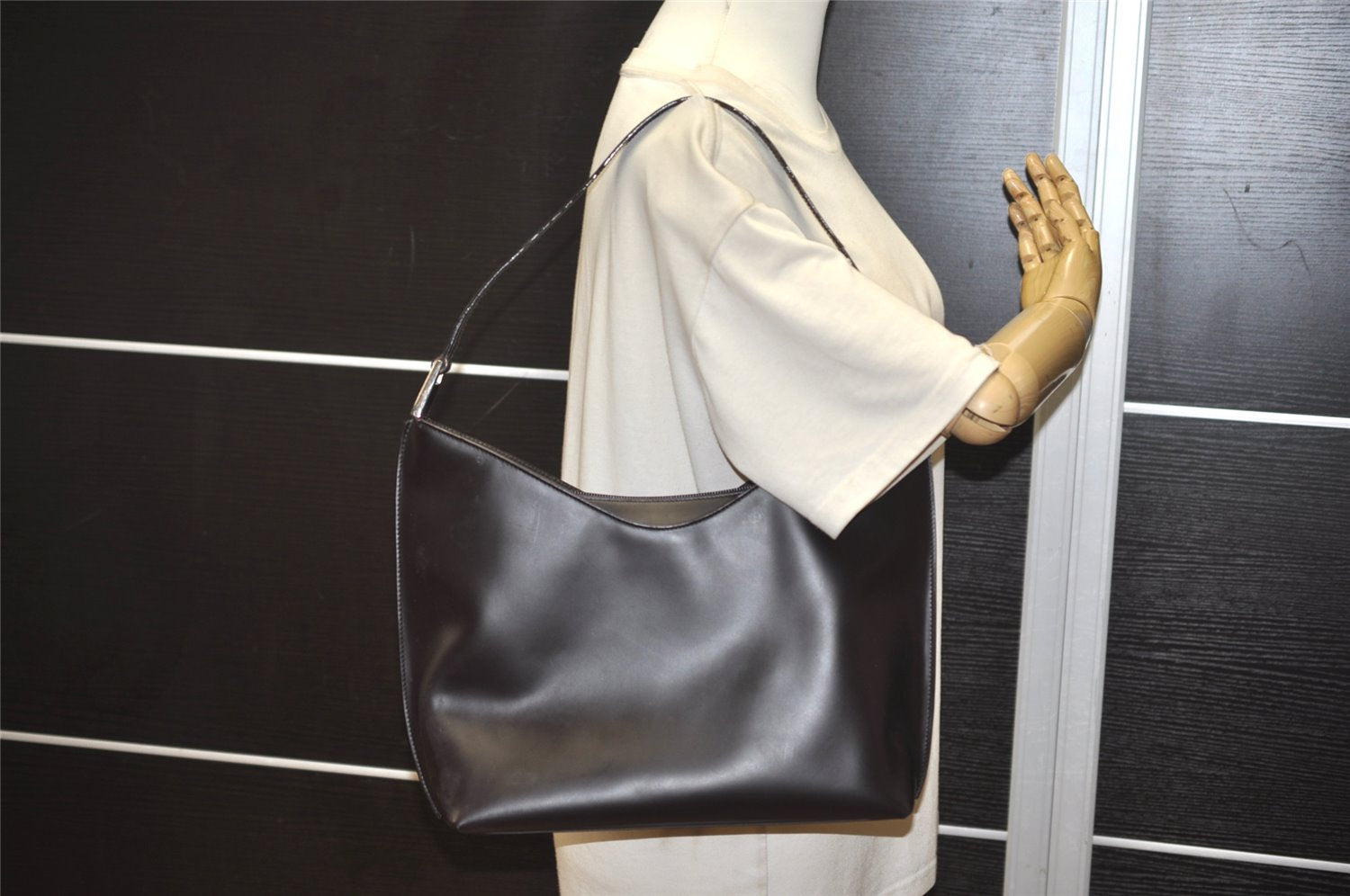 Authentic GUCCI Vintage Shoulder Hand Bag Purse Leather 0013017 Brown 9969J