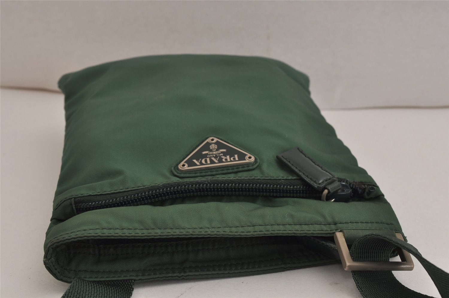 Authentic PRADA Vintage Nylon Tessuto Shoulder Cross Body Bag Purse Green 9970J