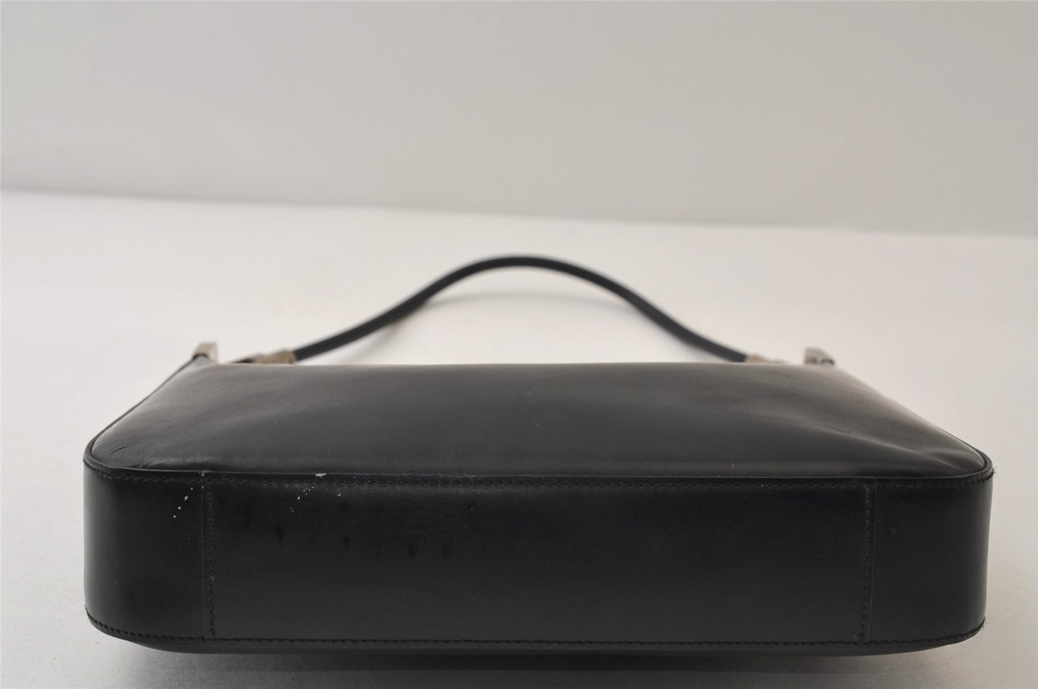 Authentic GUCCI Vintage Shoulder Hand Bag Purse Leather 0013812 Black 9972I