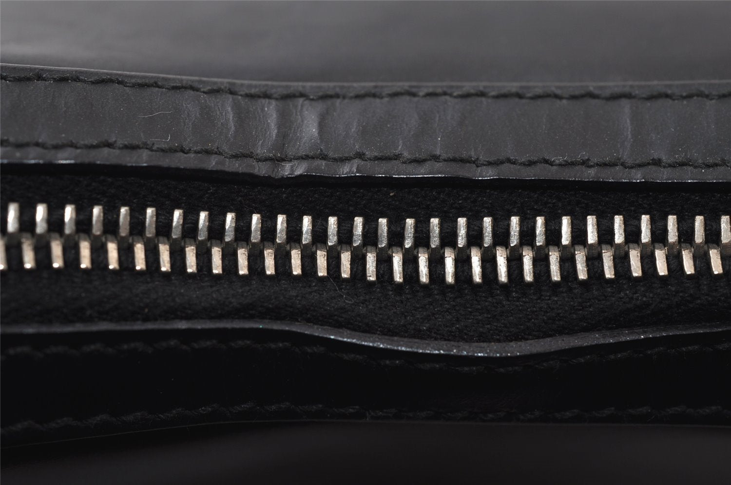 Authentic GUCCI Vintage Shoulder Hand Bag Purse Leather 0013812 Black 9972I