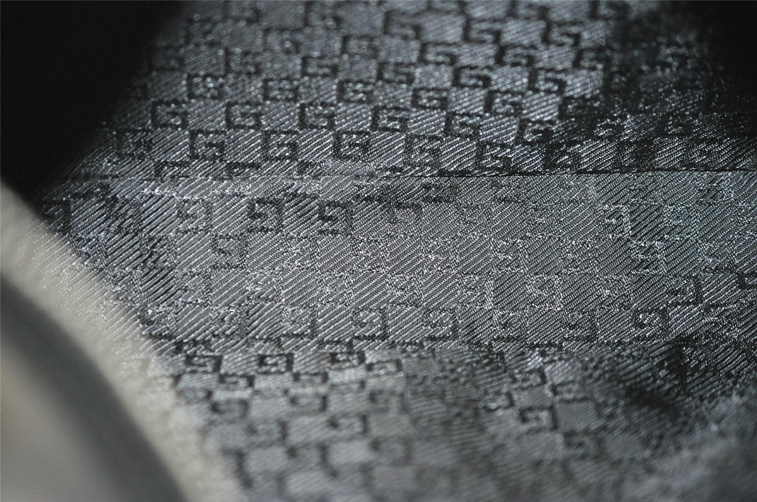 Authentic GUCCI Vintage Shoulder Hand Bag Purse Leather 0013812 Black 9972I