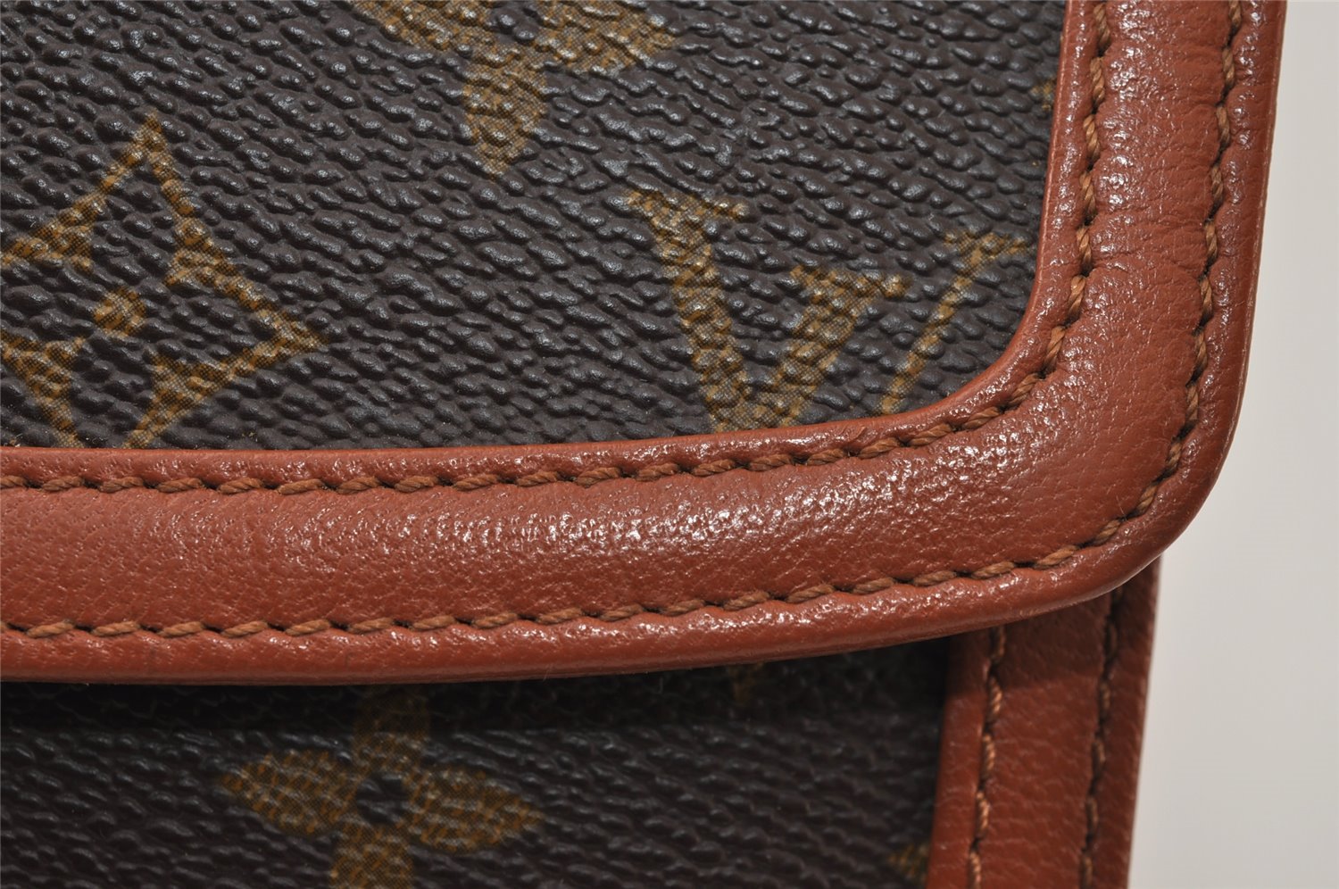 Authentic Louis Vuitton Monogram Pochette Dame GM M51810 Clutch Hand Bag 9988I