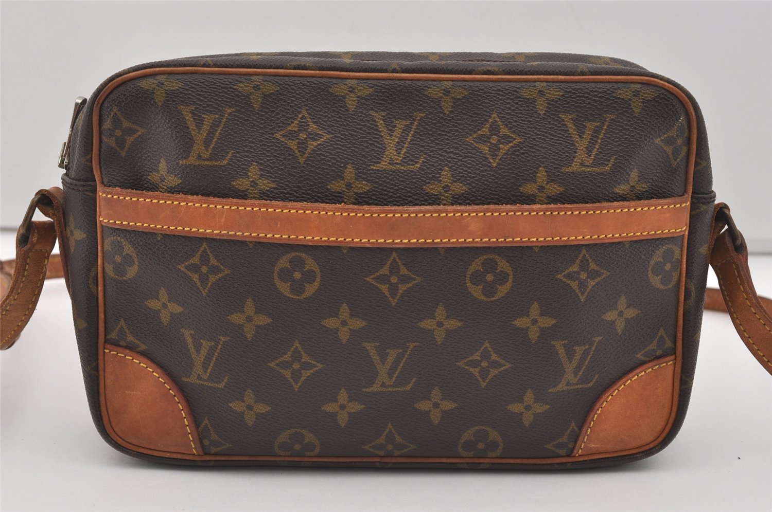 Authentic Louis Vuitton Monogram Trocadero 27 Shoulder Cross Bag M51274 LV 9989I