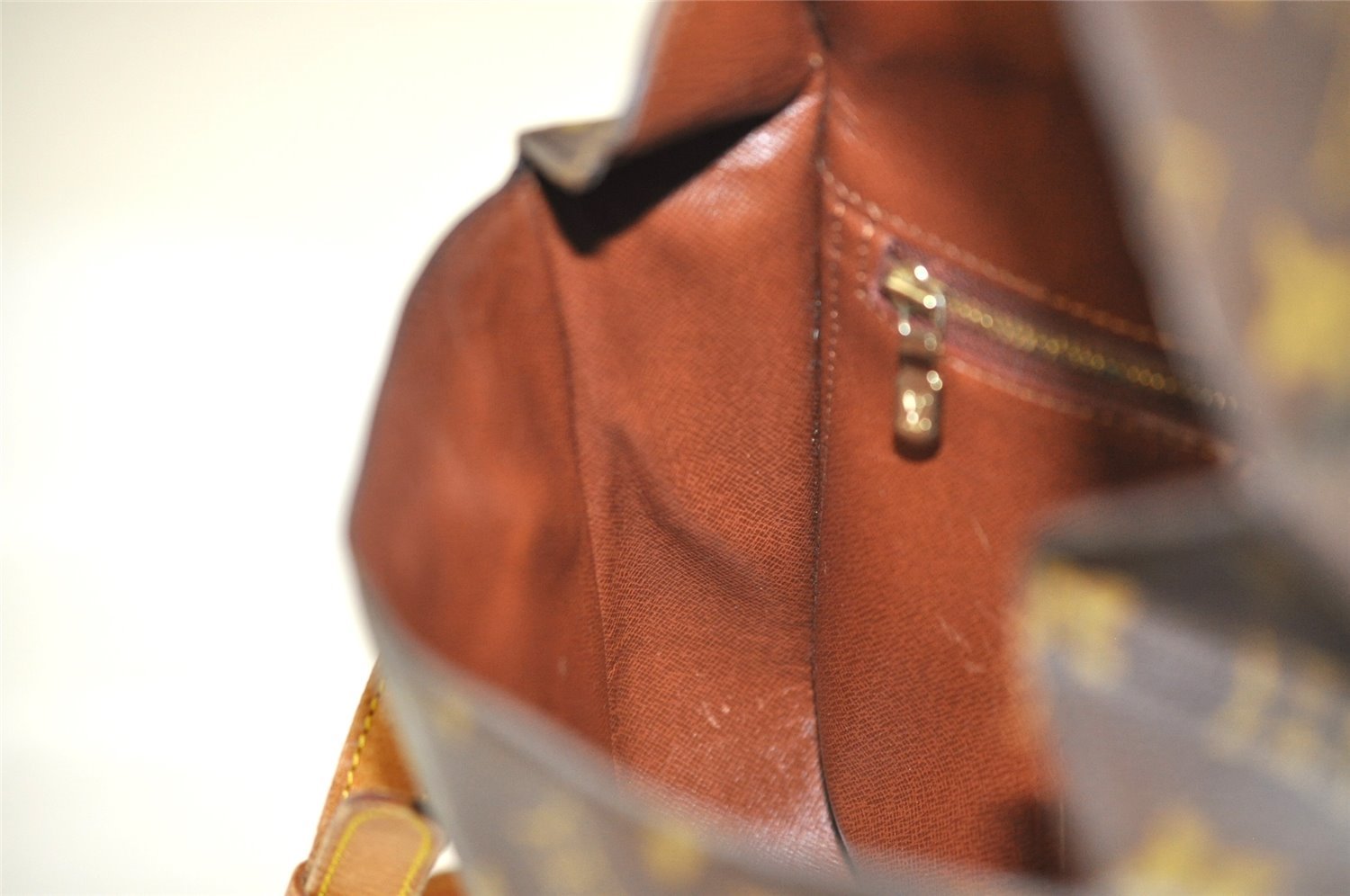 Authentic Louis Vuitton Monogram Saint Cloud GM M51242 Shoulder Cross Bag 9990I