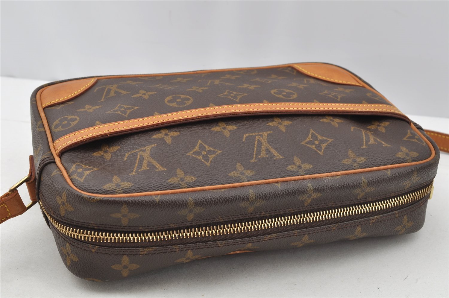 Authentic Louis Vuitton Monogram Trocadero 27 Shoulder Cross Bag M51274 LV 9991I