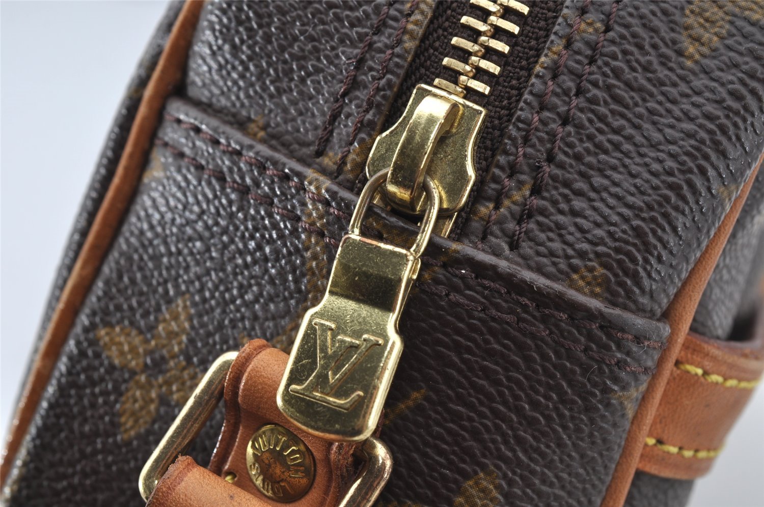 Authentic Louis Vuitton Monogram Trocadero 27 Shoulder Cross Bag M51274 LV 9991I