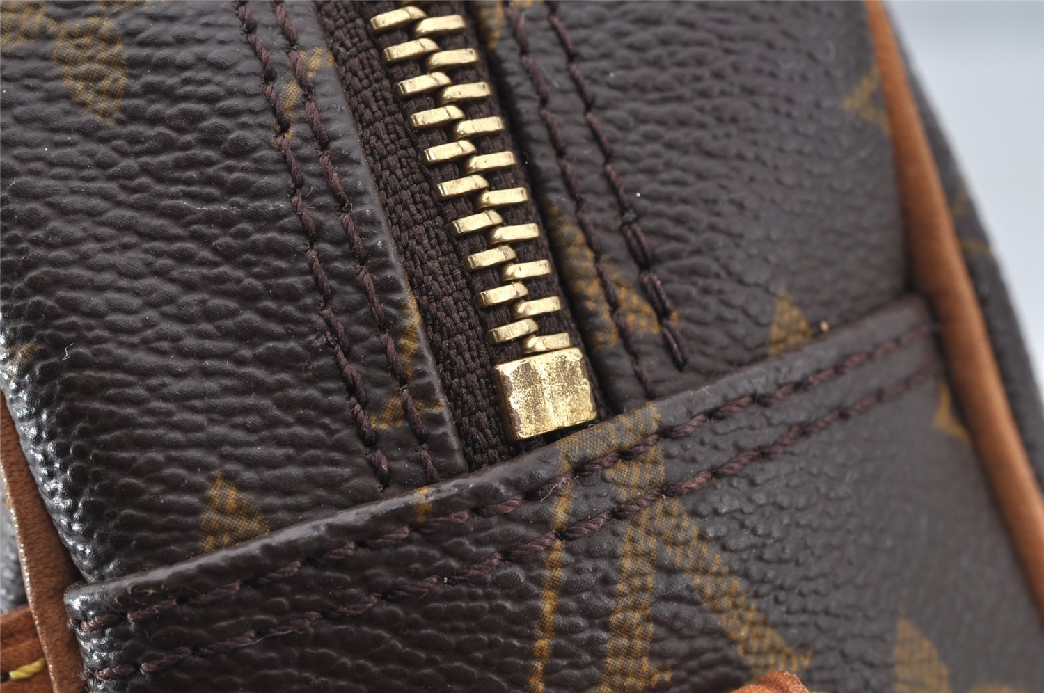 Authentic Louis Vuitton Monogram Trocadero 27 Shoulder Cross Bag M51274 LV 9991I