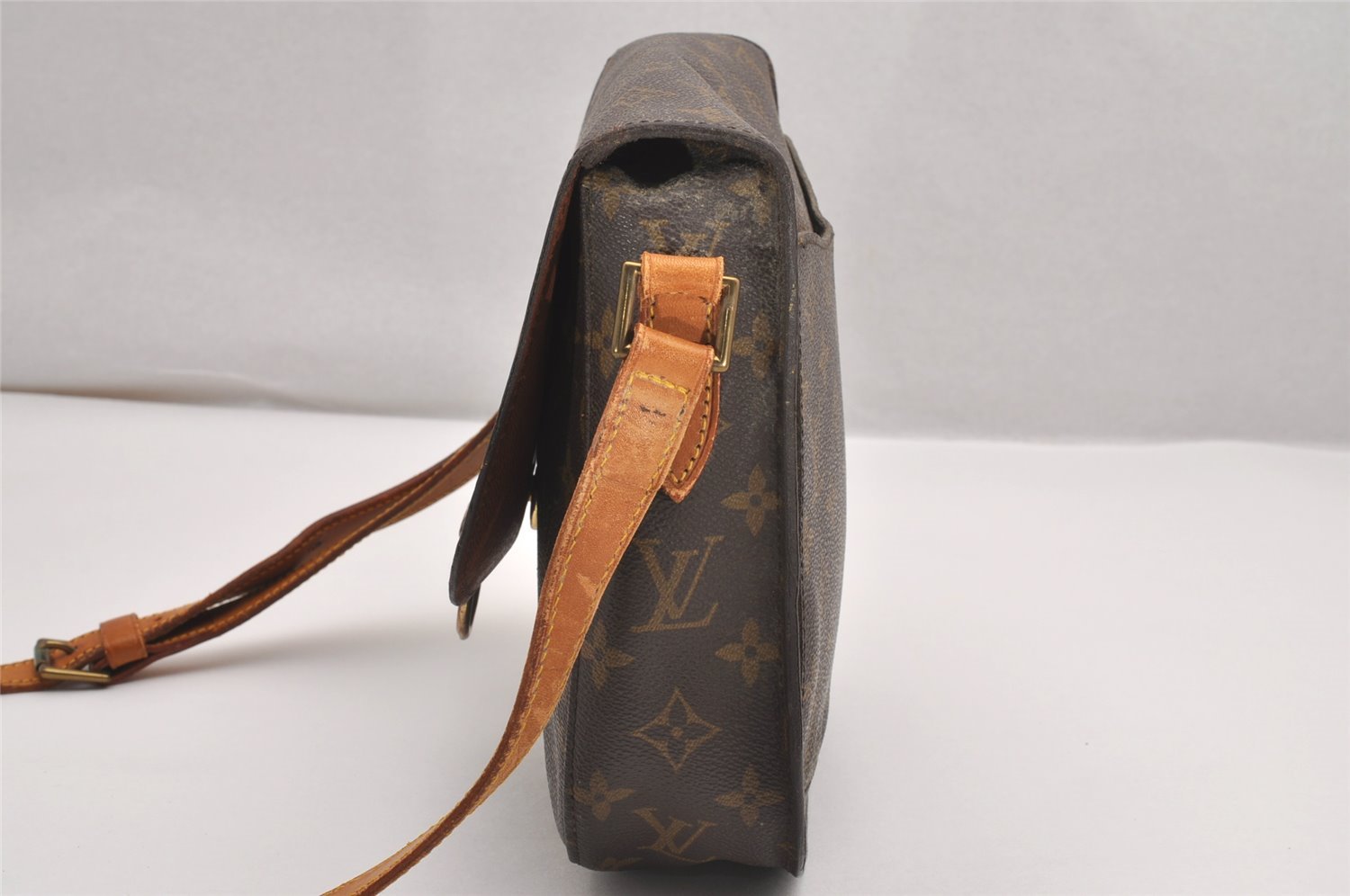 Authentic Louis Vuitton Monogram Saint Cloud GM M51242 Shoulder Cross Bag 9992I