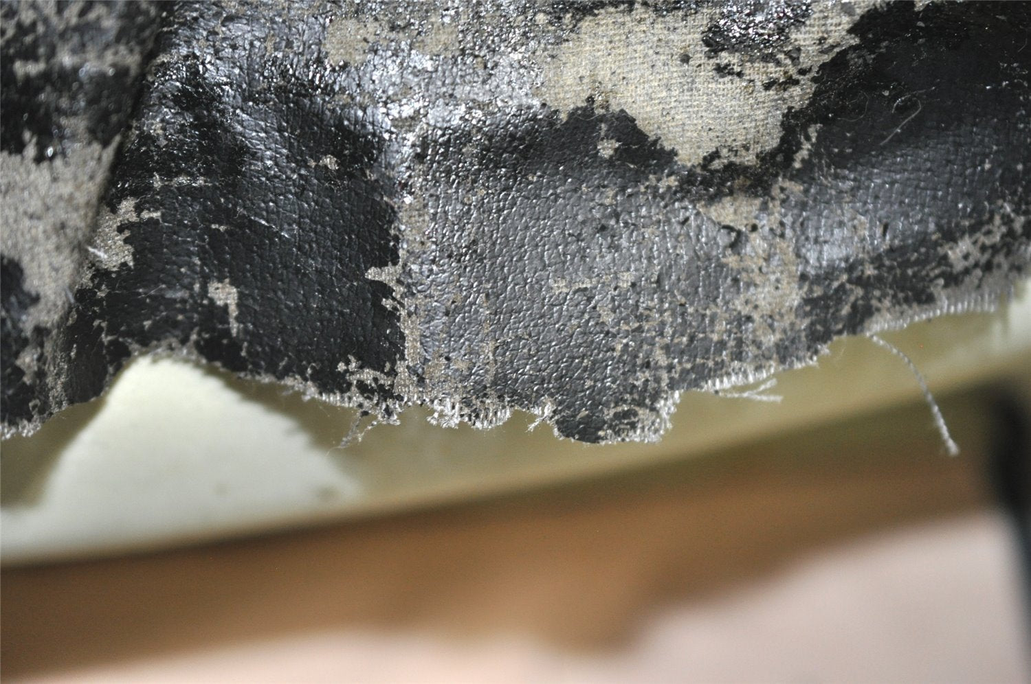 Authentic GUCCI Vintage Shoulder Hand Bag Purse Enamel Black Junk 9992J