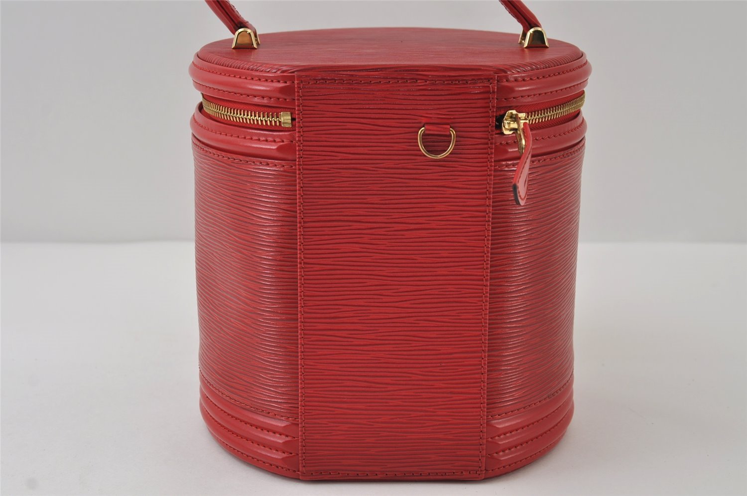 Authentic Louis Vuitton Epi Cannes Red Cosmetic Hand Bag Purse M48037 LV 9994I