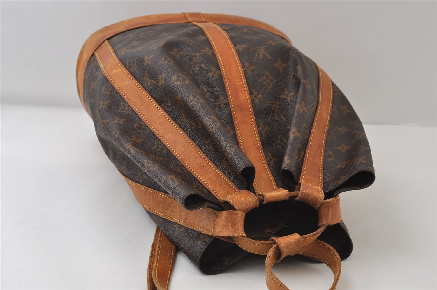 Authentic Louis Vuitton Monogram Randonnee GM Shoulder Bag M42244 LV 9996I