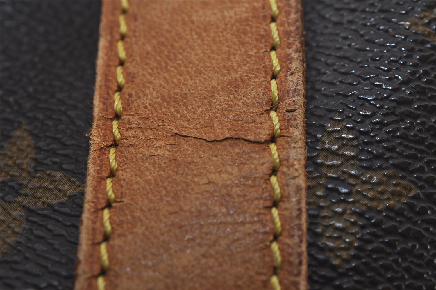 Authentic Louis Vuitton Monogram Randonnee GM Shoulder Bag M42244 LV 9996I