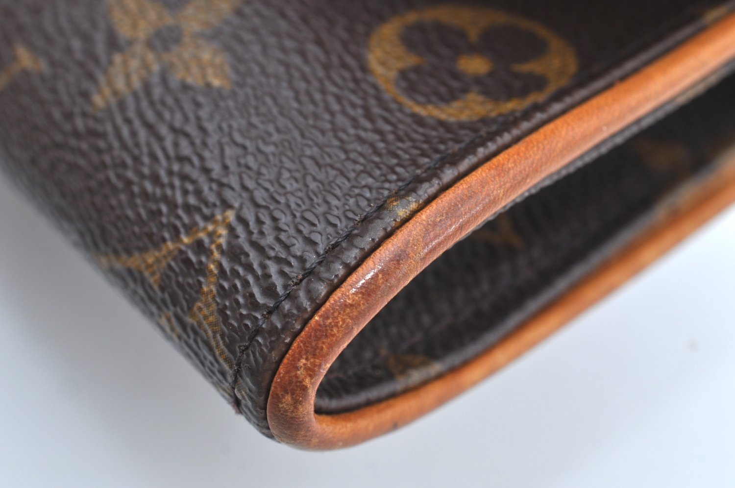 Authentic Louis Vuitton Monogram Pochette Twin PM Shoulder Bag M51854 LV J6308