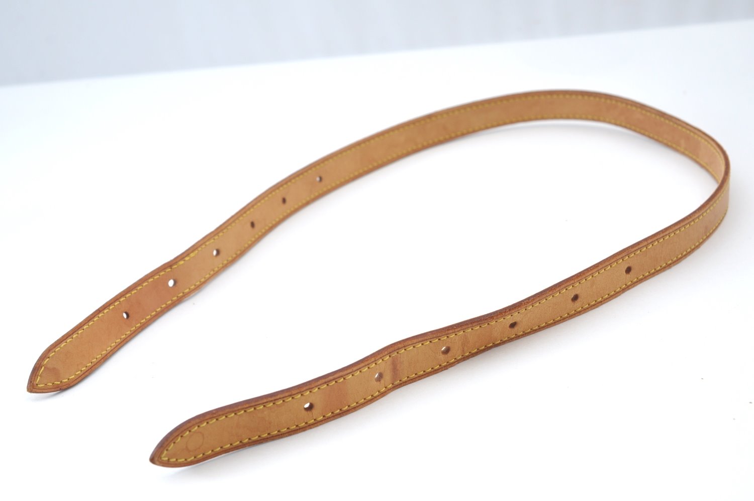 Authe Louis Vuitton Leather Shoulder Strap For Bucket GM 31.9