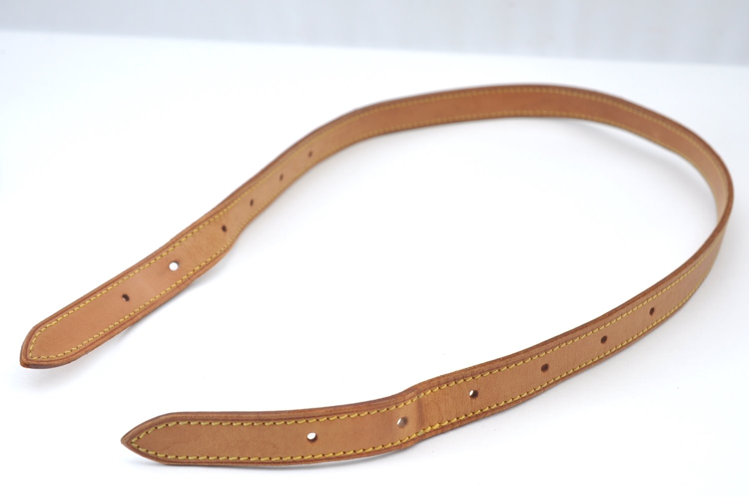 Authe Louis Vuitton Leather Shoulder Strap For Bucket GM 31.9