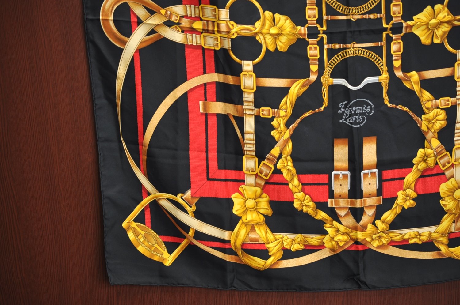 Authentic HERMES Carre 90 Scarf 