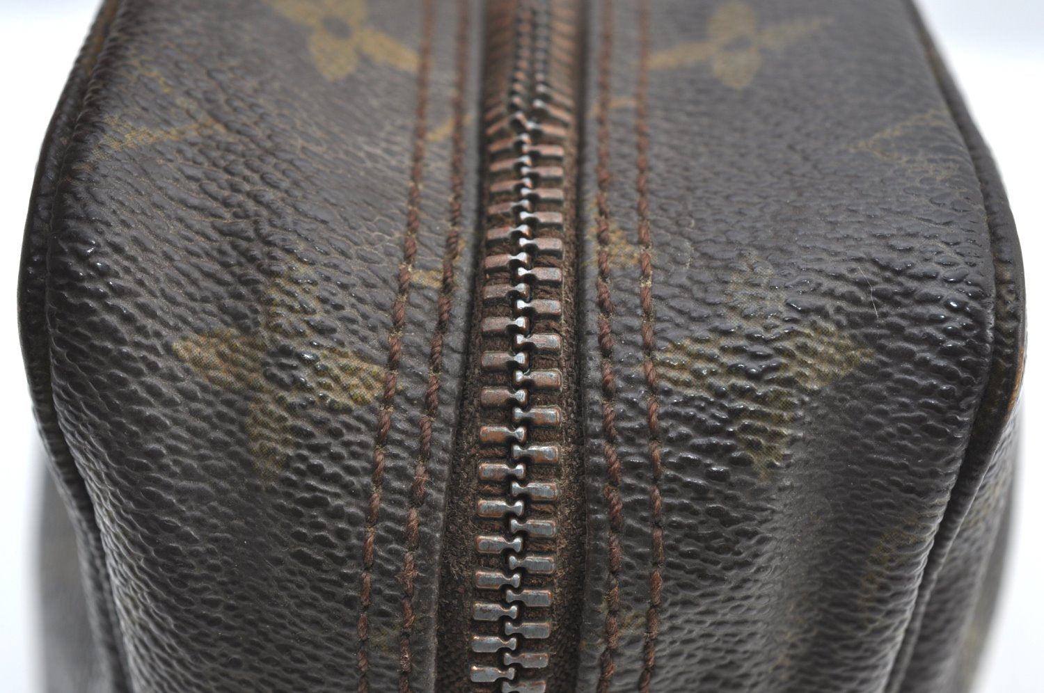 Authentic Louis Vuitton Monogram Trousse Toilette 28 Clutch Hand Bag Junk J7994