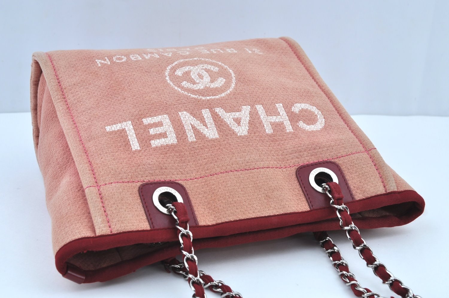 Authentic CHANEL Deauville Line CC Logo Shoulder Tote Bag Canvas Red J9039