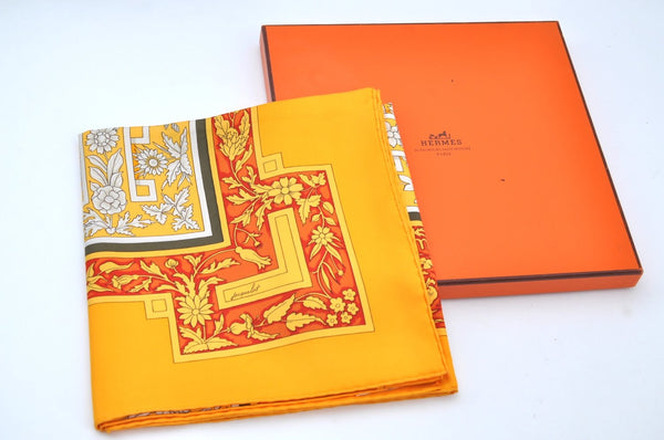 Authentic HERMES Carre 90 Scarf "joyaux de l'ete" Silk Yellow Box J9886