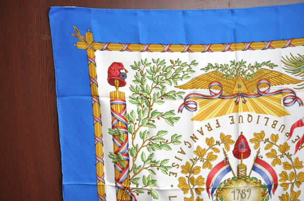 Auth HERMES Carre 90 Scarf "1789 LIBERTE EGALITE FRATERNITE" Silk Blue PB K0020