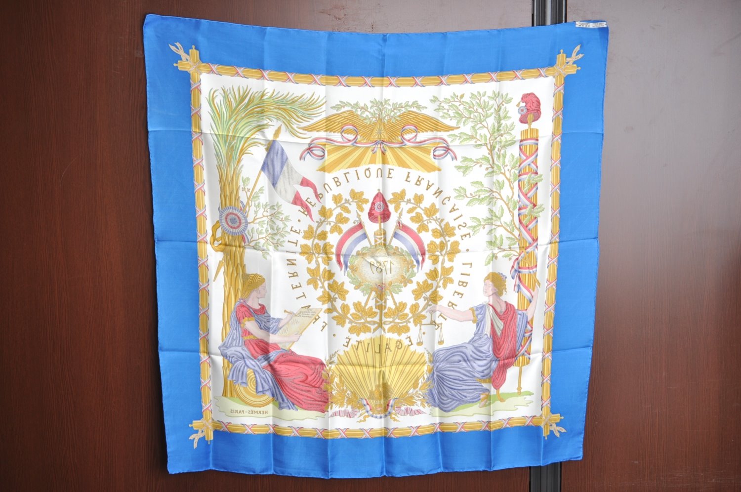 Auth HERMES Carre 90 Scarf 