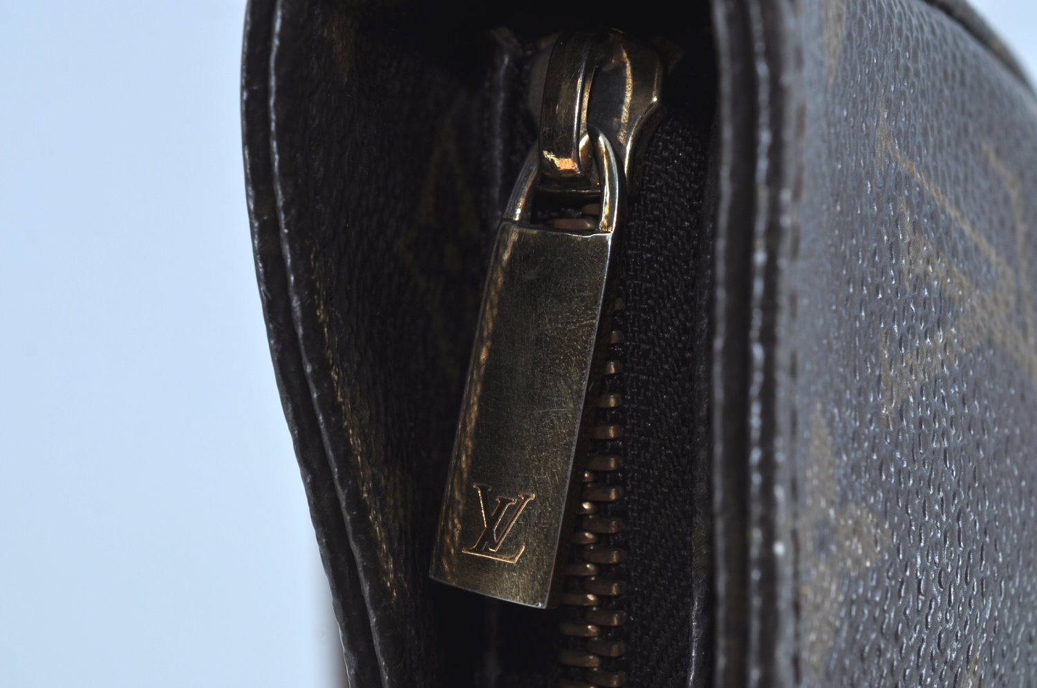 Authentic Louis Vuitton Monogram Looping GM Shoulder Bag M51145 LV K0196