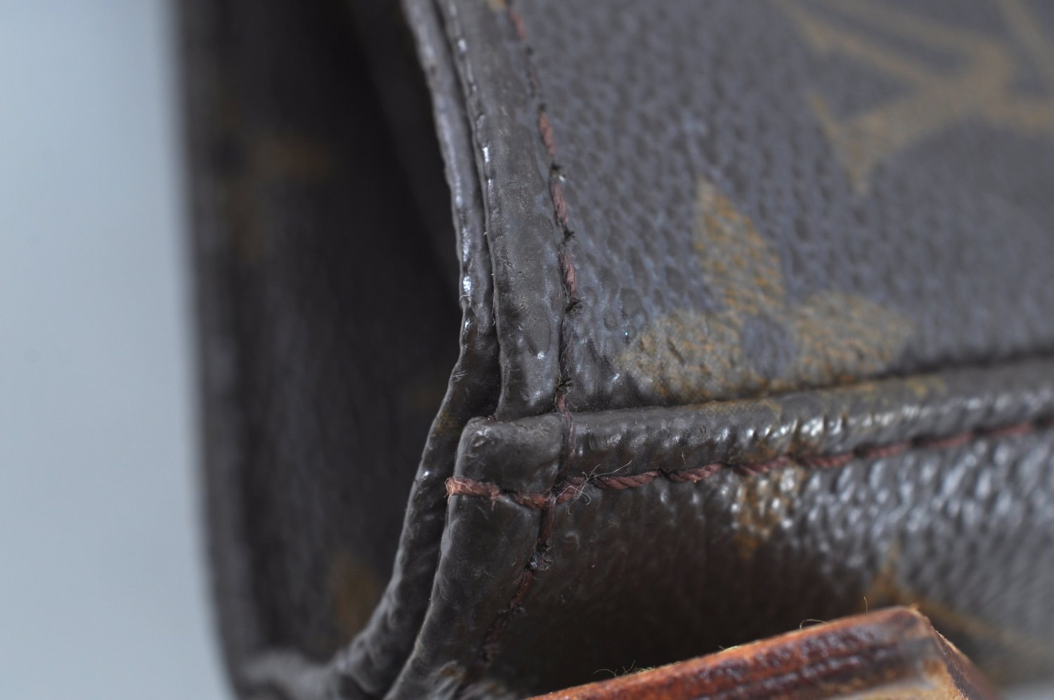 Authentic Louis Vuitton Monogram Looping GM Shoulder Bag M51145 LV K0196