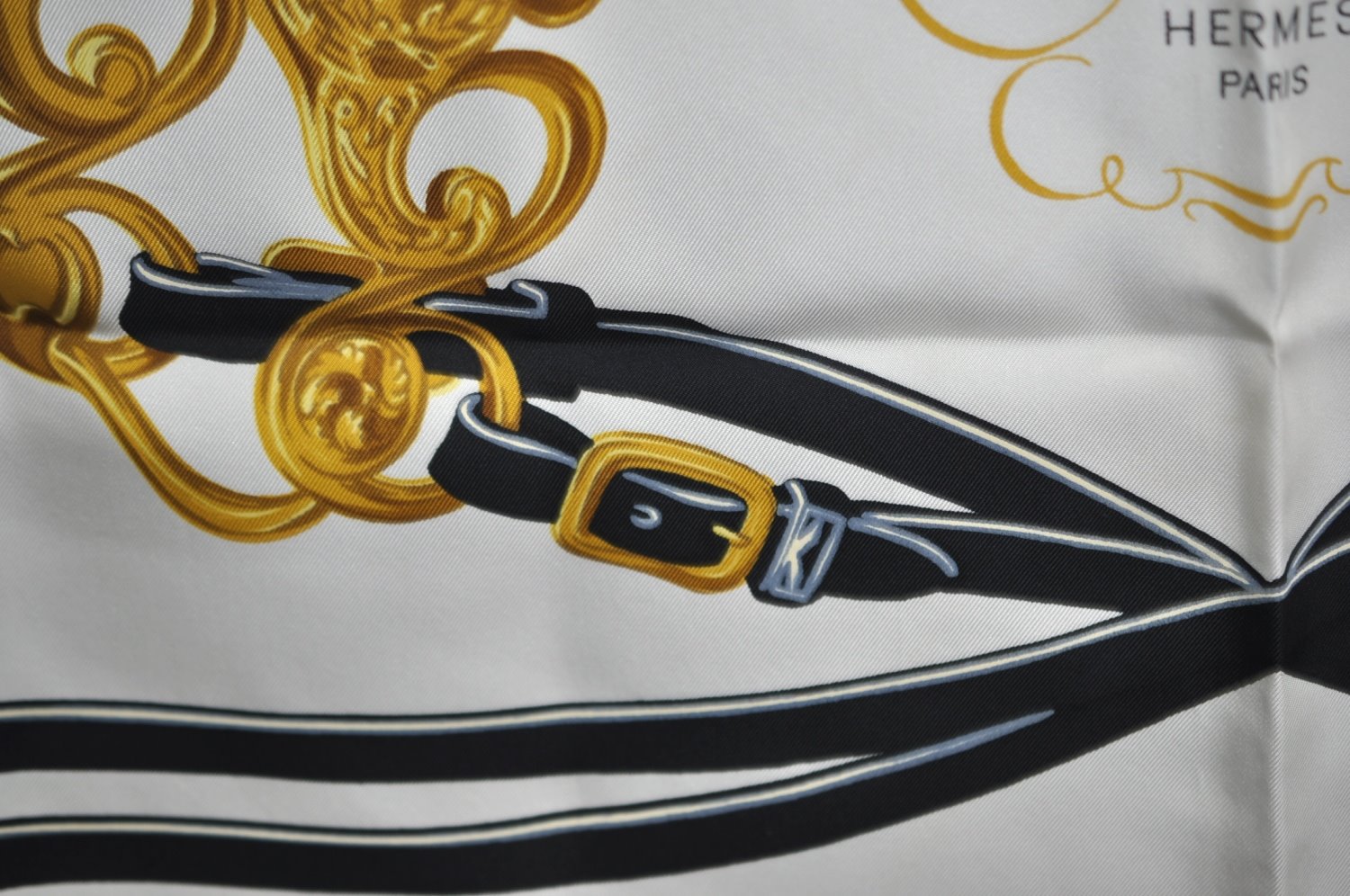 Authentic HERMES Carre 91 Scarf 