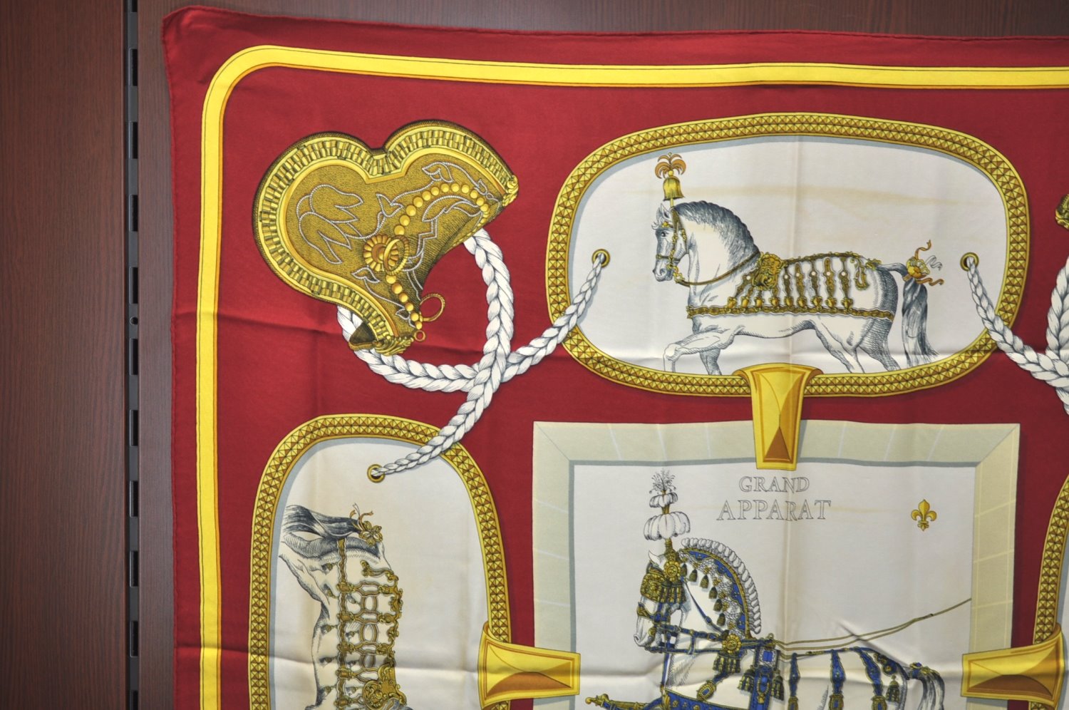 Authentic HERMES Carre 90 Scarf 