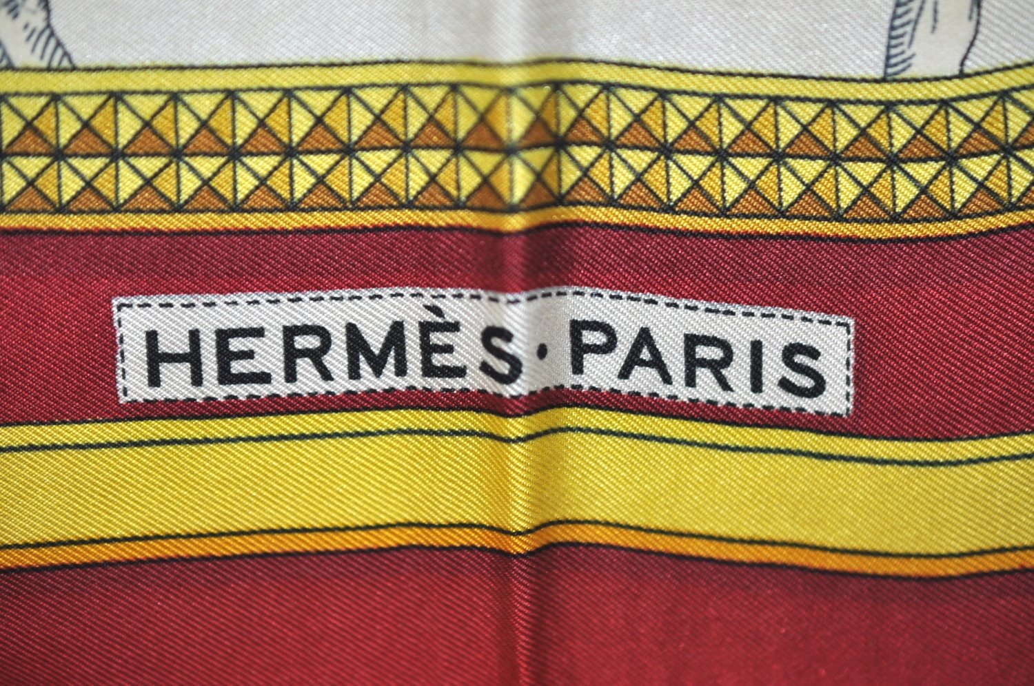 Authentic HERMES Carre 90 Scarf 