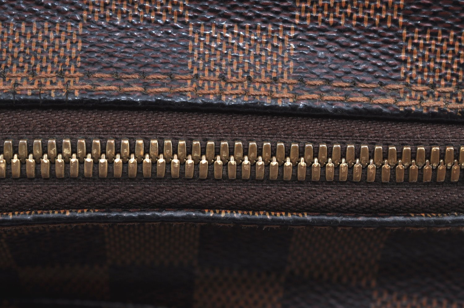 Authentic Louis Vuitton Damier Naviglio Shoulder Cross Body Bag N45255 LV K0414