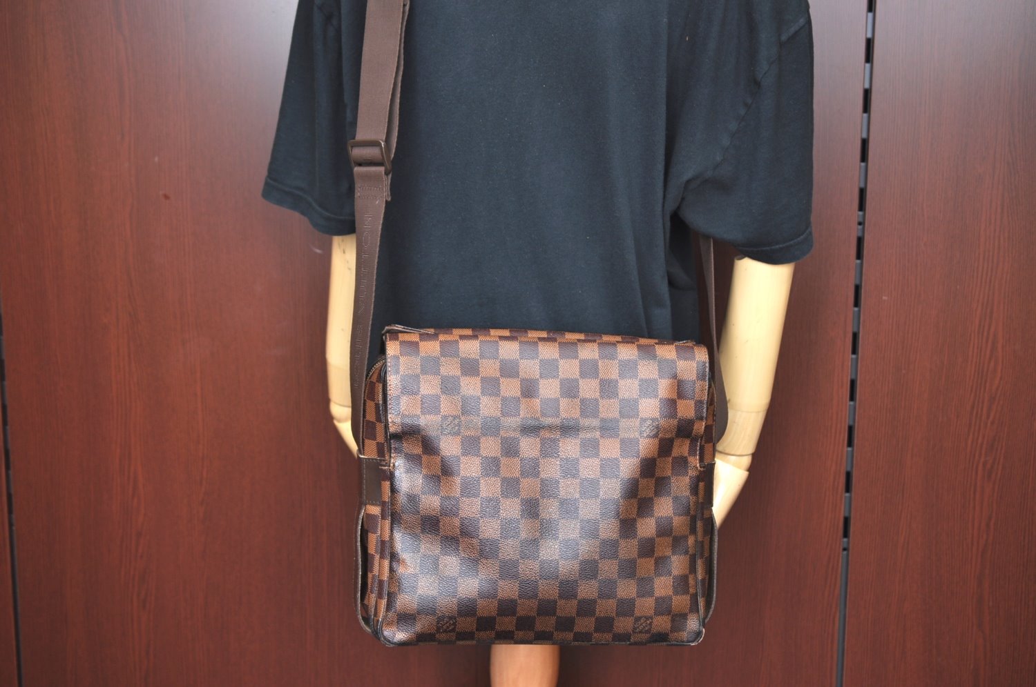 Authentic Louis Vuitton Damier Naviglio Shoulder Cross Body Bag N45255 LV K0414