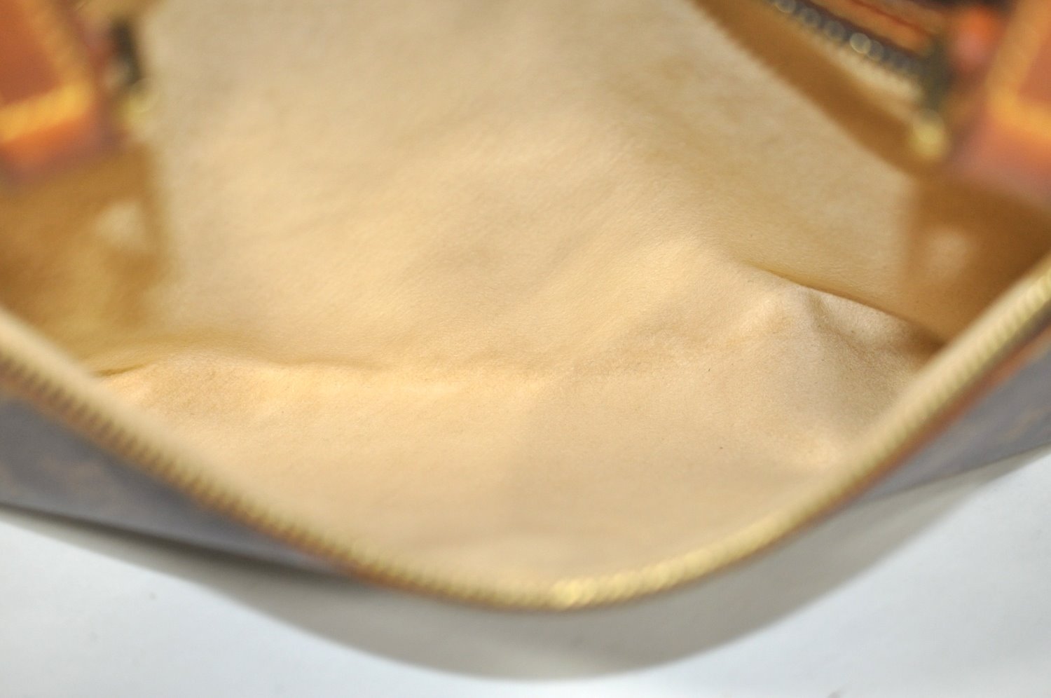 Authentic Louis Vuitton Monogram Cite GM Shoulder Bag M51181 LV K0660