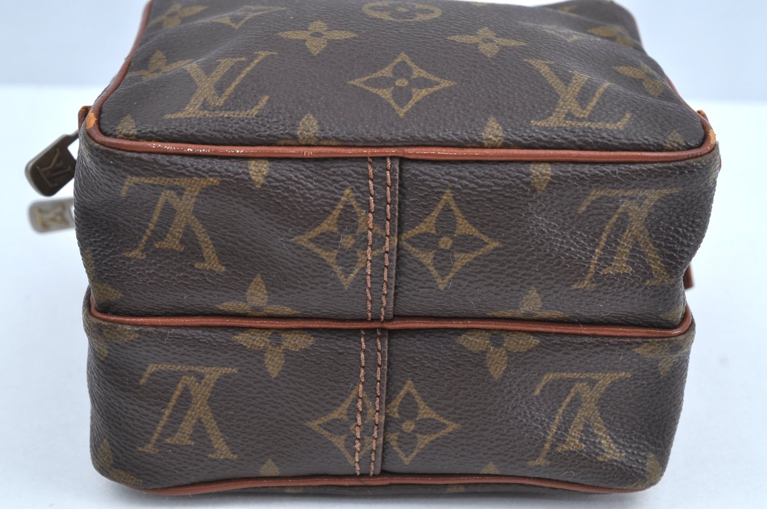 Authentic Louis Vuitton Monogram Amazone Shoulder Cross Bag Old Model K0844