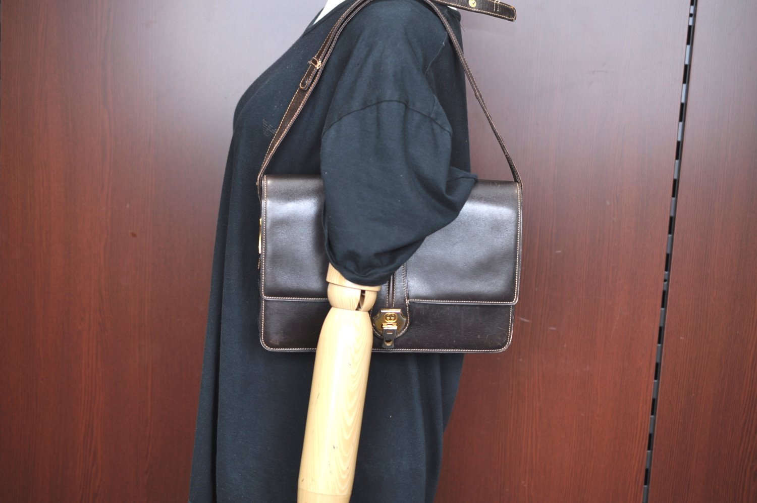 Authentic GUCCI Shoulder Hand Bag Purse Leather Brown K0908