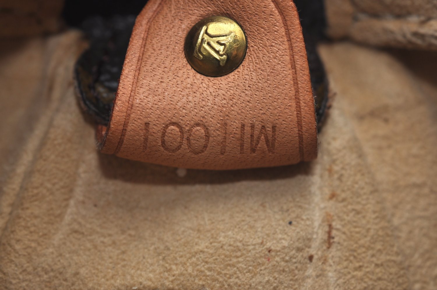 Authentic Louis Vuitton Monogram Looping GM Shoulder Bag M51145 LV Junk K1167