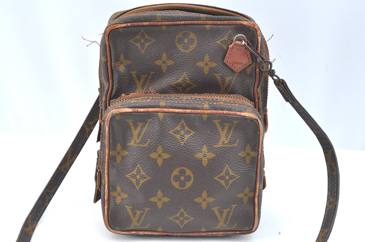 Authentic Louis Vuitton Monogram Amazone Shoulder Cross Bag Old Model Junk K1243
