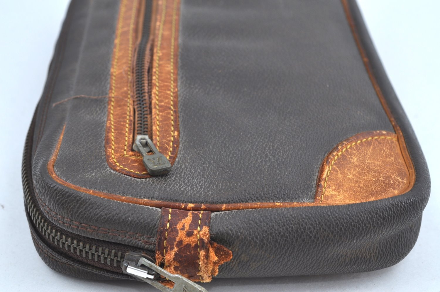 Auth Louis Vuitton Monogram Marly Dragonne Clutch Hand Bag Old Model Junk K1376