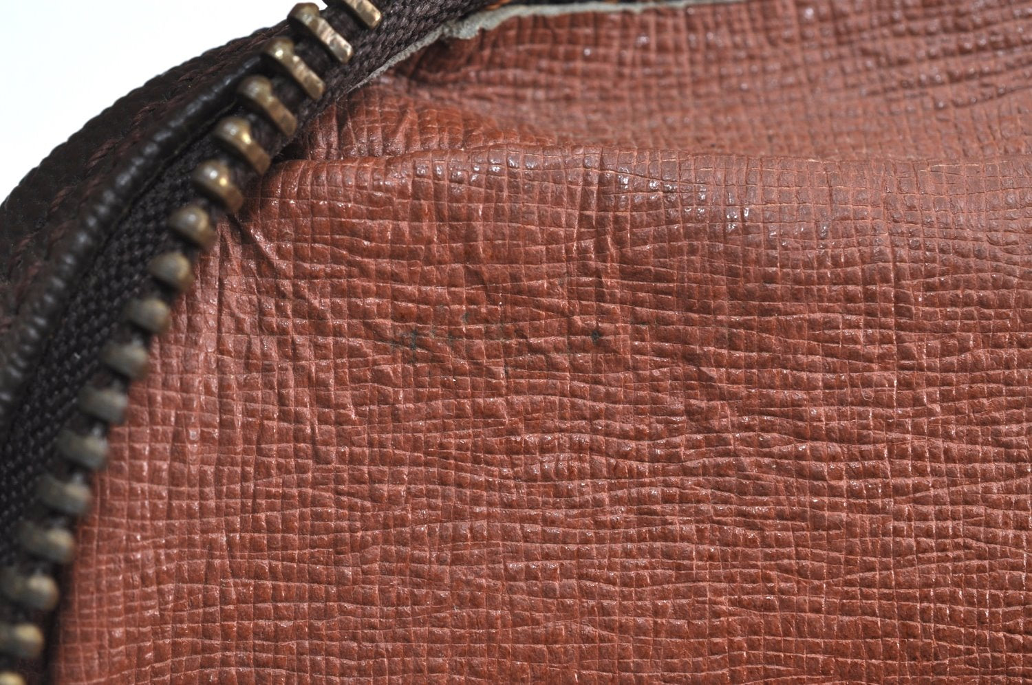 Auth Louis Vuitton Monogram Marly Dragonne Clutch Hand Bag Old Model Junk K1376