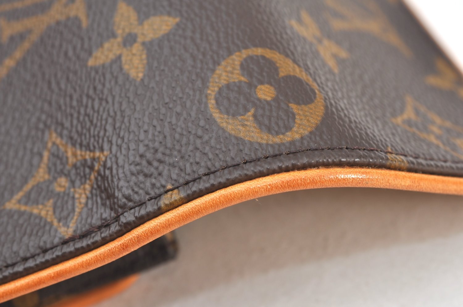 Authentic Louis Vuitton Monogram Pochette Twin PM Shoulder Bag M51854 LV K1482