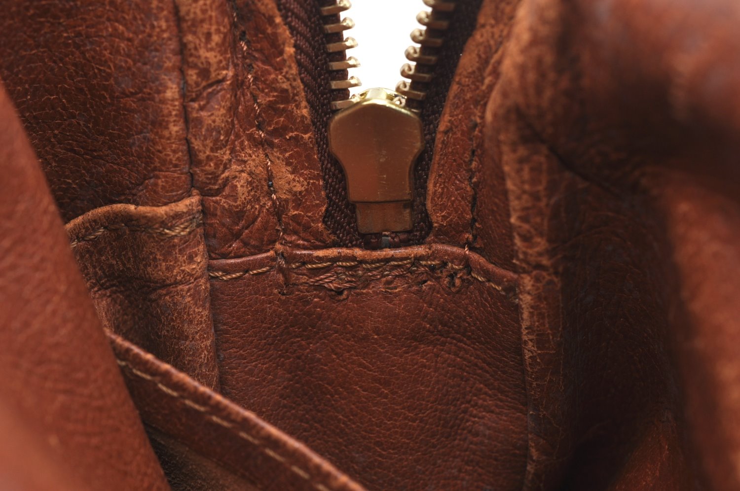 Authentic Louis Vuitton Monogram Amazone Shoulder Cross Body Bag Old Model K1593